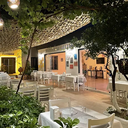 Esmana Ξενοδοχείο