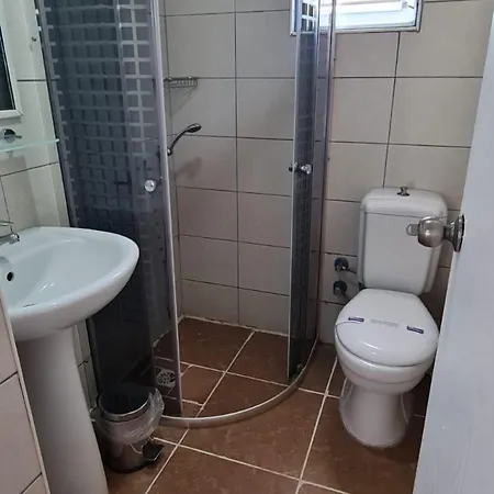 Esmana Hotel