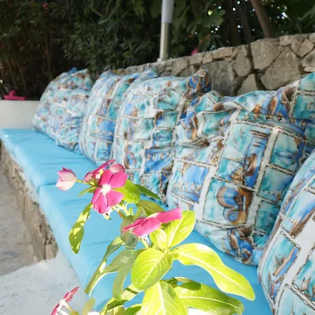 Esmana Otel