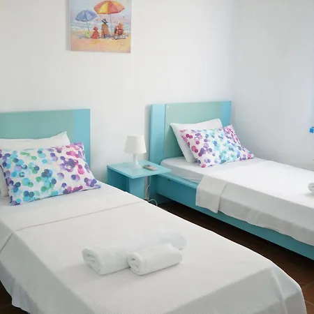 Esmana Otel 2*